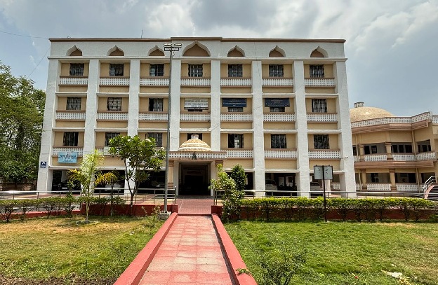 sk_building.jpg